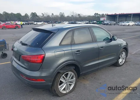 2018 Audi Q3 2.0T Premium/2.0T Sport Premium z USA, uszkodzony, nr VIN WA1ECCFS5JR027807